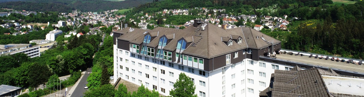 Blick auf das Klinikzentrum Lindenallee in Bad Schwalbach