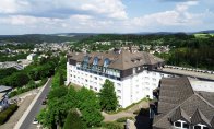 Lindenallee Klinik Aussenansicht Blick auf das Klinikzentrum Lindenallee in Bad Schwalbach