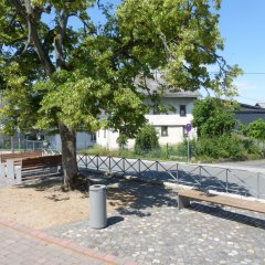 Blick auf den Dorfplatz in Lindschied