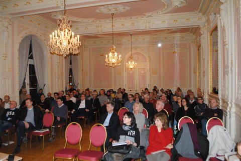 80 Teilnehmer bei der zweiten Runde zum Zukunftskonzept (2).JPG